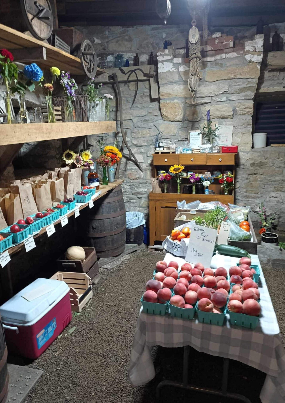 Cook Farm begins first market, with plans for more in the future - Mon ...