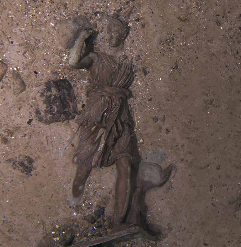 Titanic expedition yields lost bronze statue, other discoveries Mon