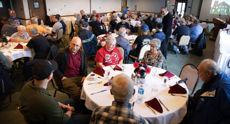 Veterans day free lunch near me